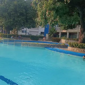 Completa Rodadero Hasta X 7 + Piscinas+wifi +aire Acondicionado Сasa de vacaciones